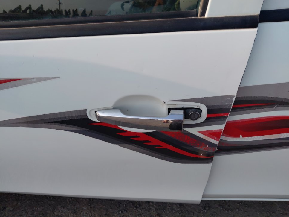 Mitsubishi L200  2017 image