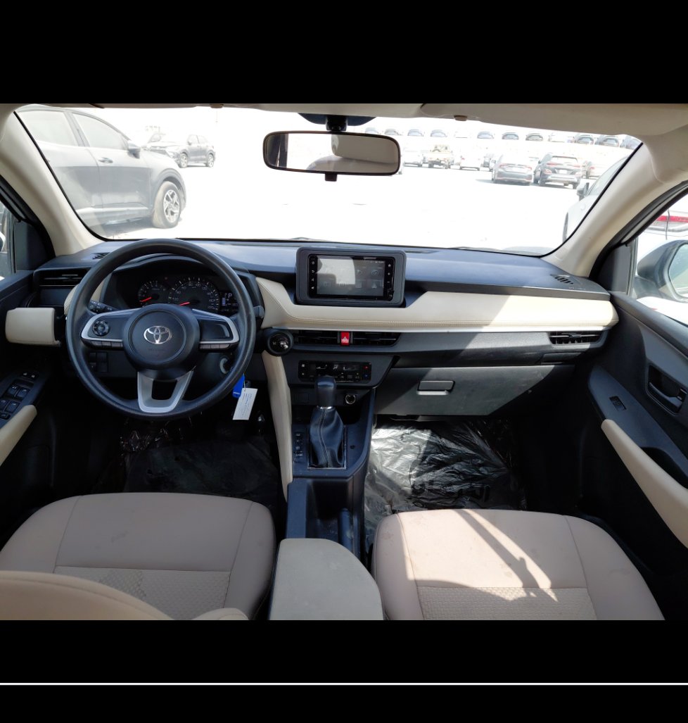 Toyota Yaris Y 2023 image