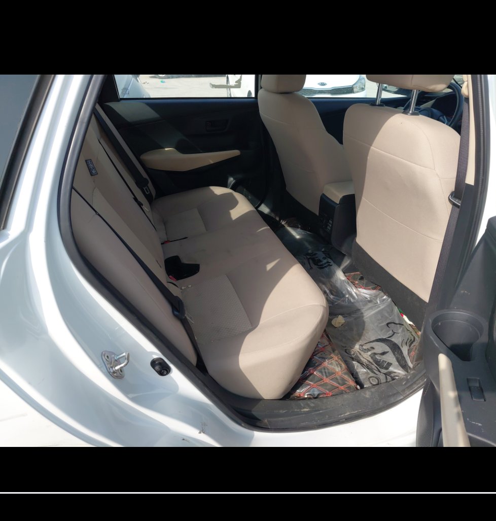 Toyota Yaris Y 2023 image