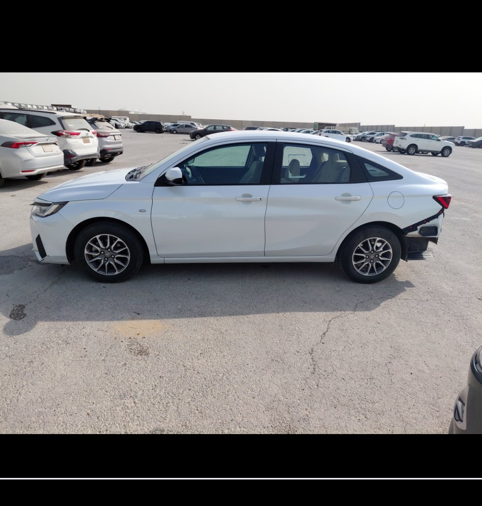 Toyota Yaris Y 2023 image