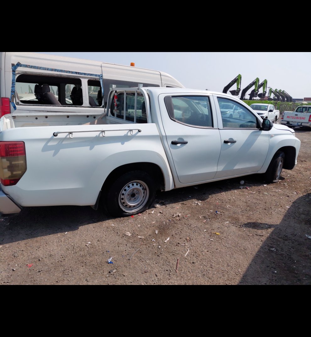 ميتسوبيشي L200  2020 image