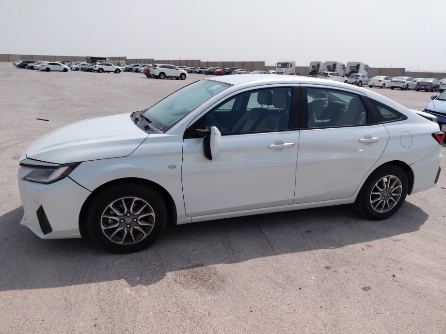 Toyota Yaris Y 2024 image