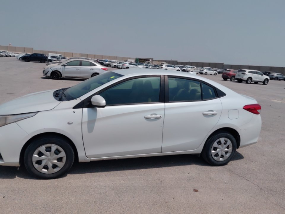 Toyota Yaris SD Y 2021 image