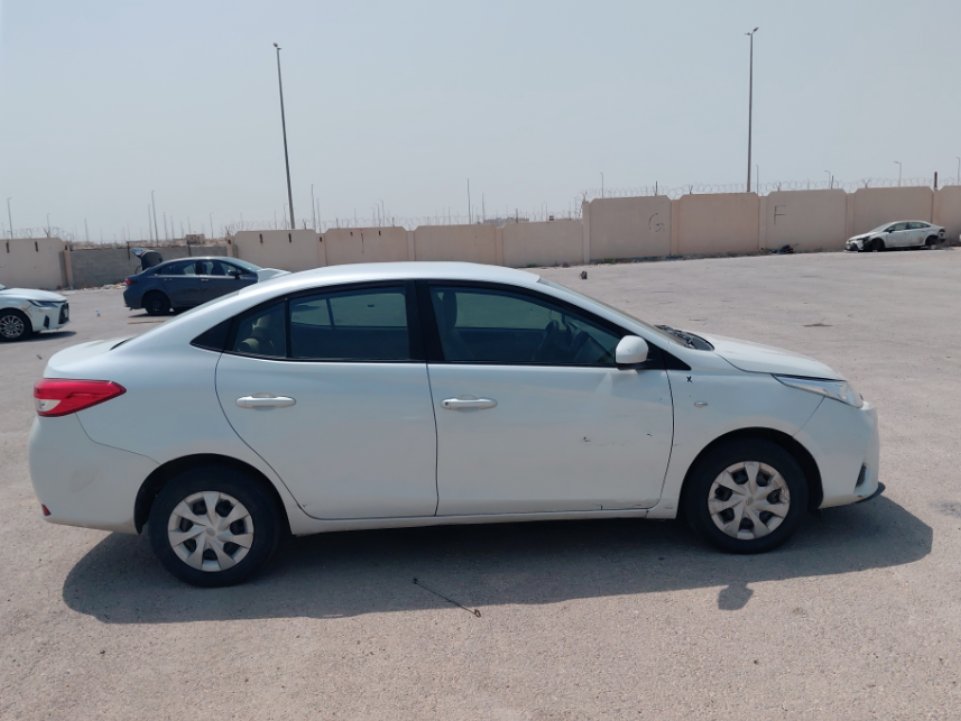 Toyota Yaris SD Y 2021 image