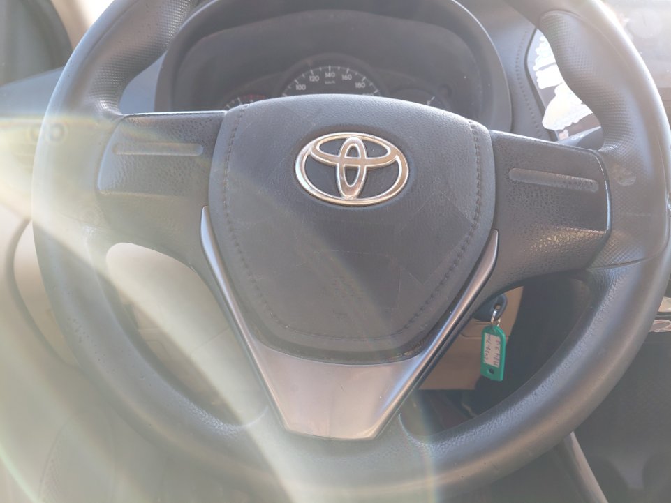 Toyota Yaris SD Y 2022 image