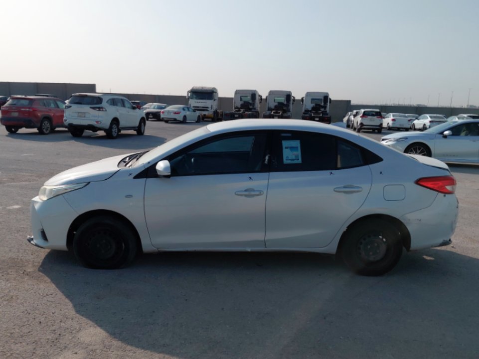 Toyota Yaris SD Y 2022 image