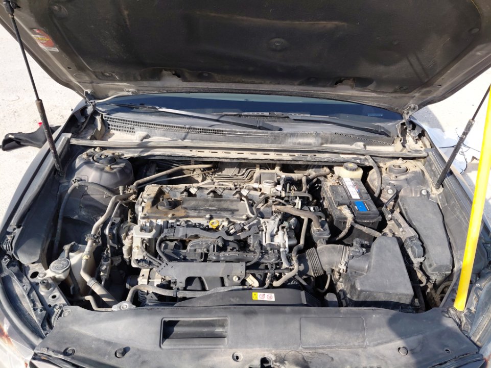 Toyota Camry LE STD 2018 image