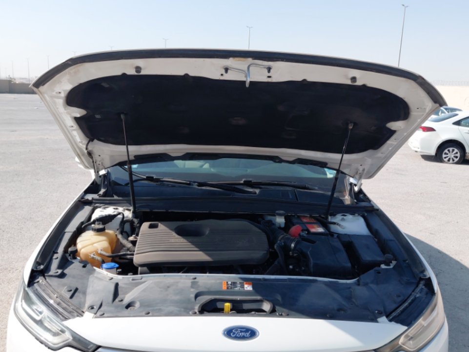 Ford Taurus FLEET 2021 image