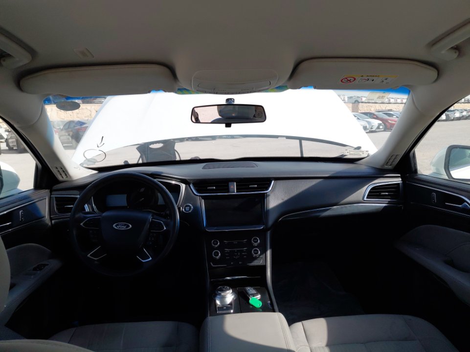 Ford Taurus FLEET 2021 image