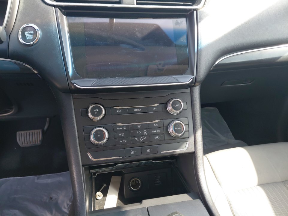 Ford Taurus FLEET 2021 image