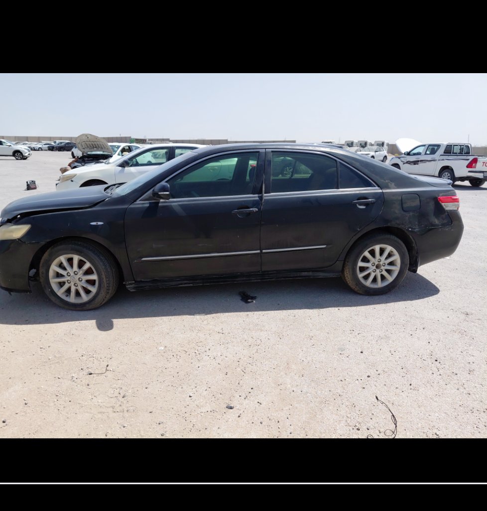 Toyota Camry GLI 2010 image