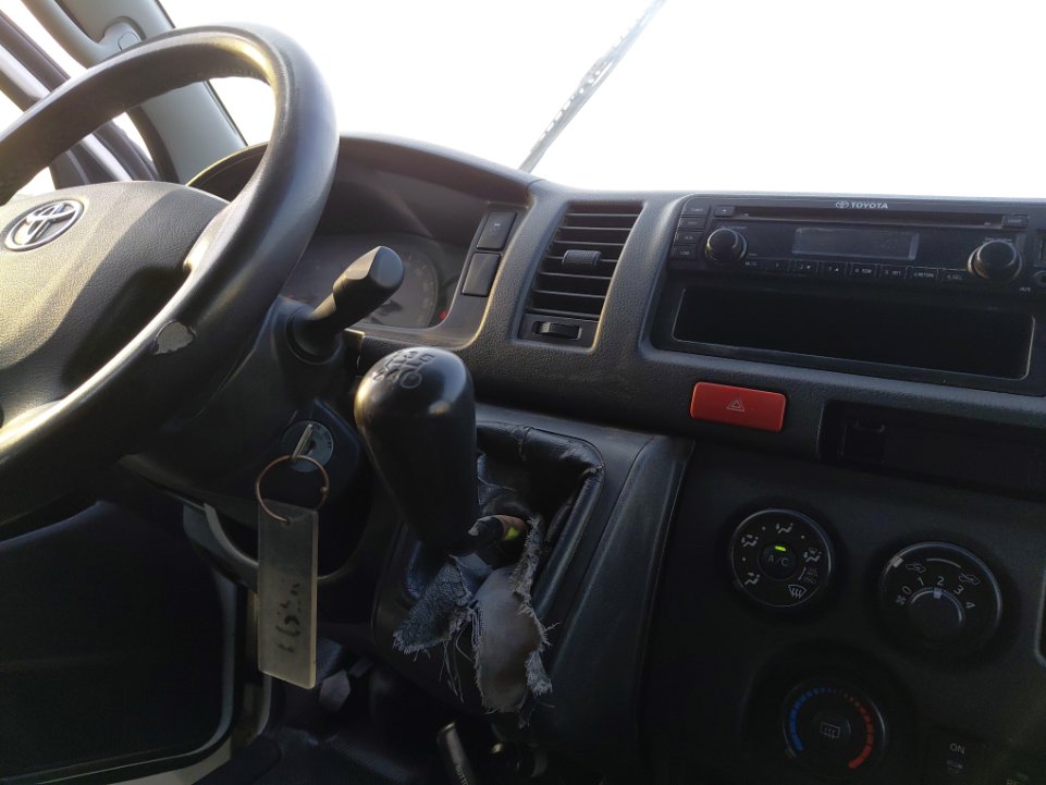 تويوتا هايس باص  2017 image