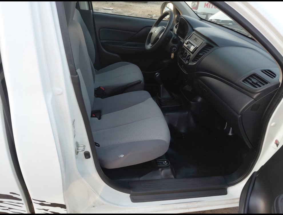 ميتسوبيشي L200  2020 image