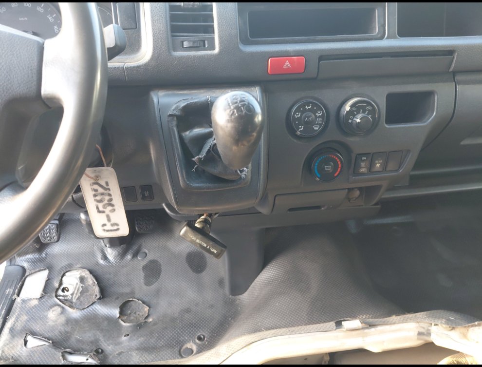 تويوتا هايس باص  2017 image