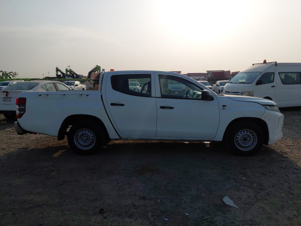 ميتسوبيشي L200  2020 image