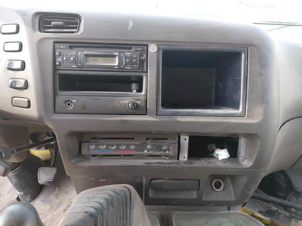 Mitsubishi Fuso  2015 image