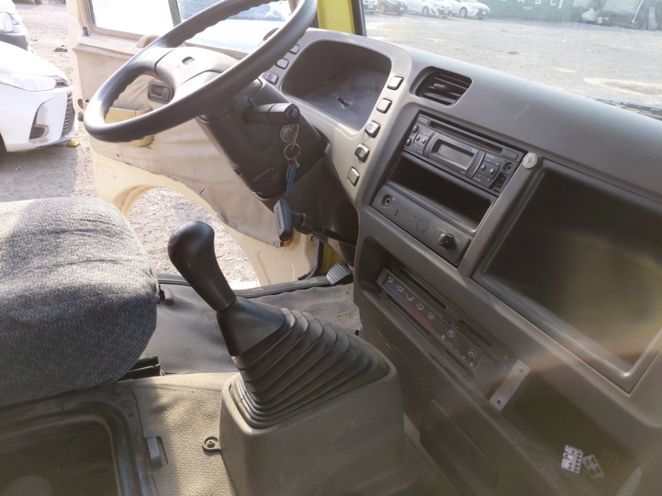 Mitsubishi Fuso  2015 image