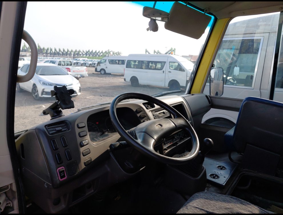 Mitsubishi Rosa  2015 image