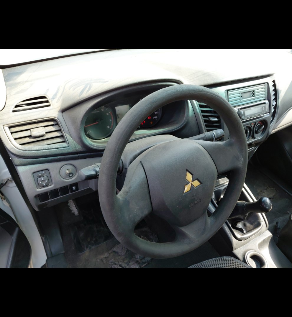 ميتسوبيشي L200  2017 image