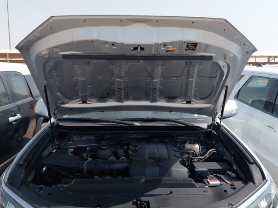 Toyota Prado  2022 image