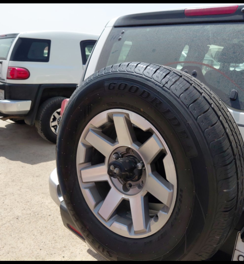 تويوتا إف جي كروزر  2023 image