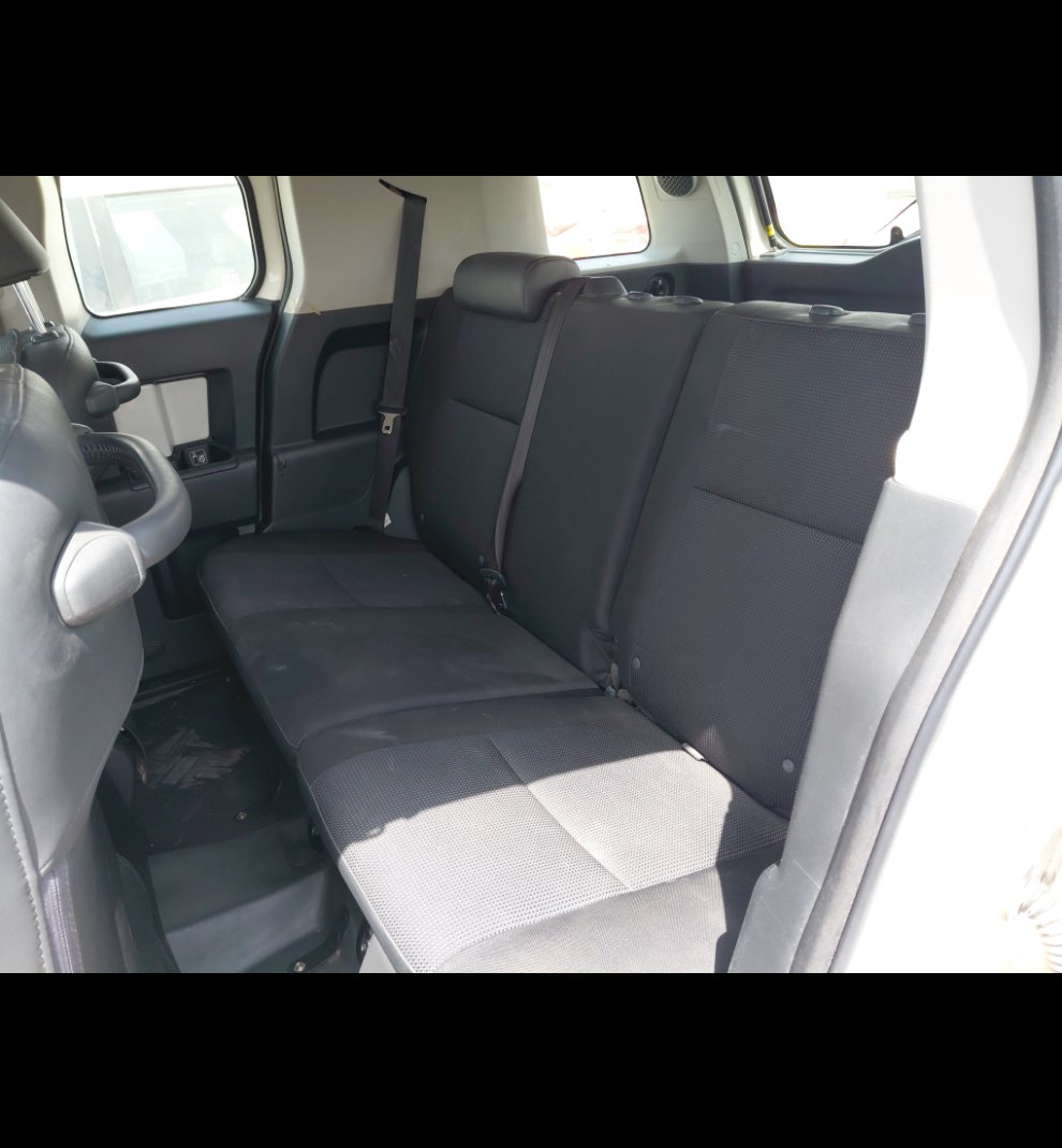 تويوتا إف جي كروزر  2023 image