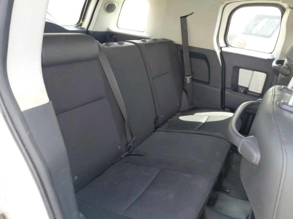 تويوتا إف جي كروزر  2023 image