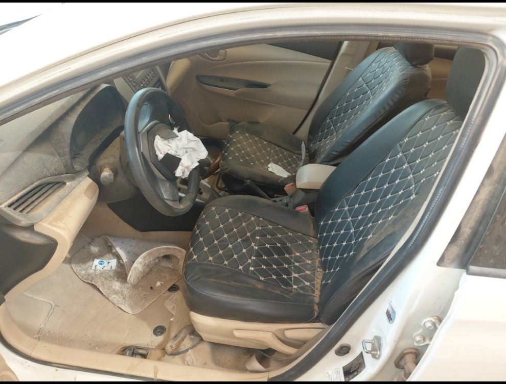 Toyota Yaris Y FLT 2020 image