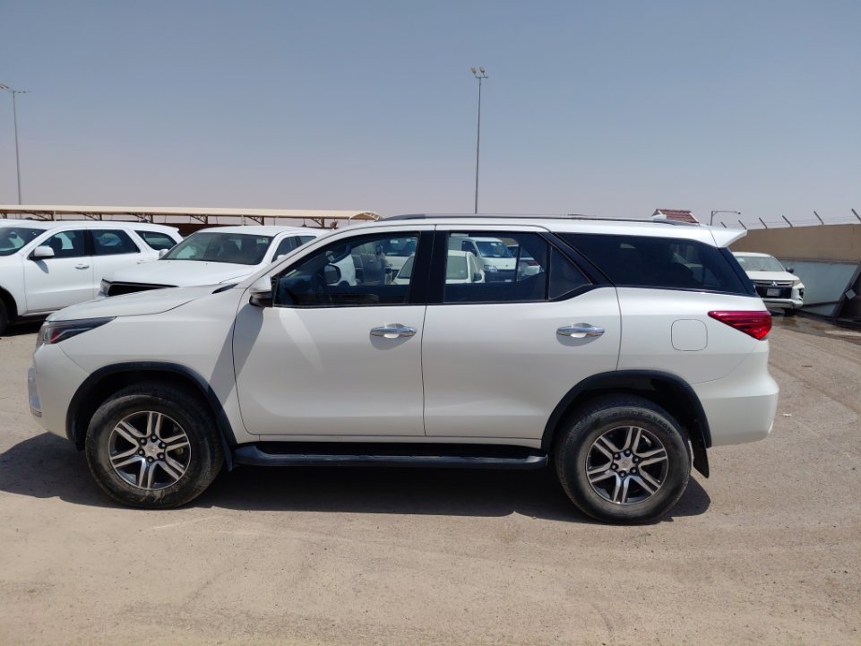 تويوتا فورتشنر  2021 image