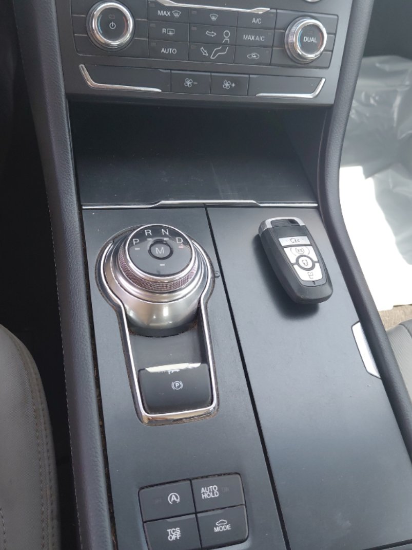 Ford Taurus  2020 image