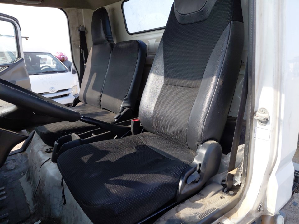 Mitsubishi Canter FUSO 2020 image