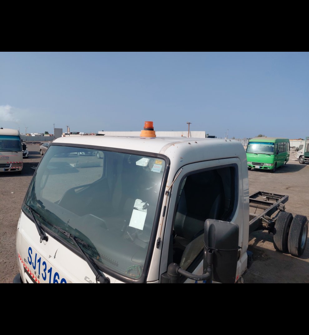 Mitsubishi Canter FUSO 2017 image