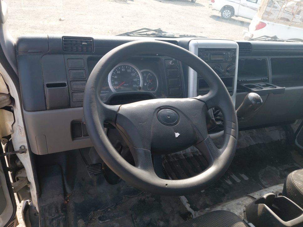 Mitsubishi Canter FUSO 2017 image