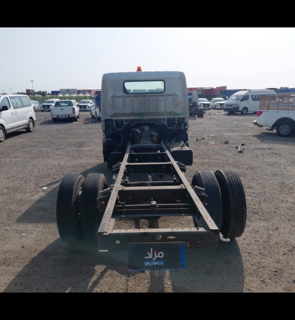 Mitsubishi Canter FUSO 2017 image