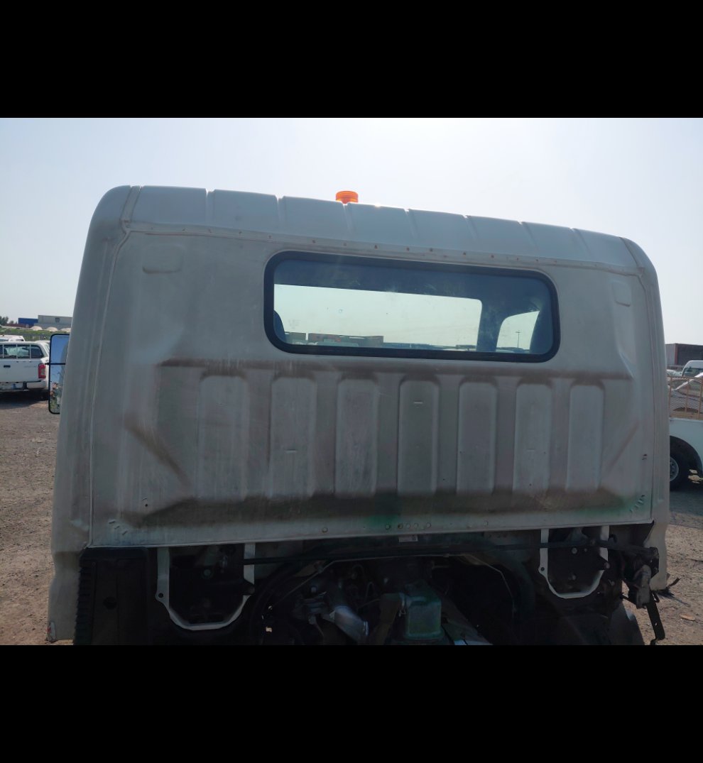 Mitsubishi Canter FUSO 2017 image