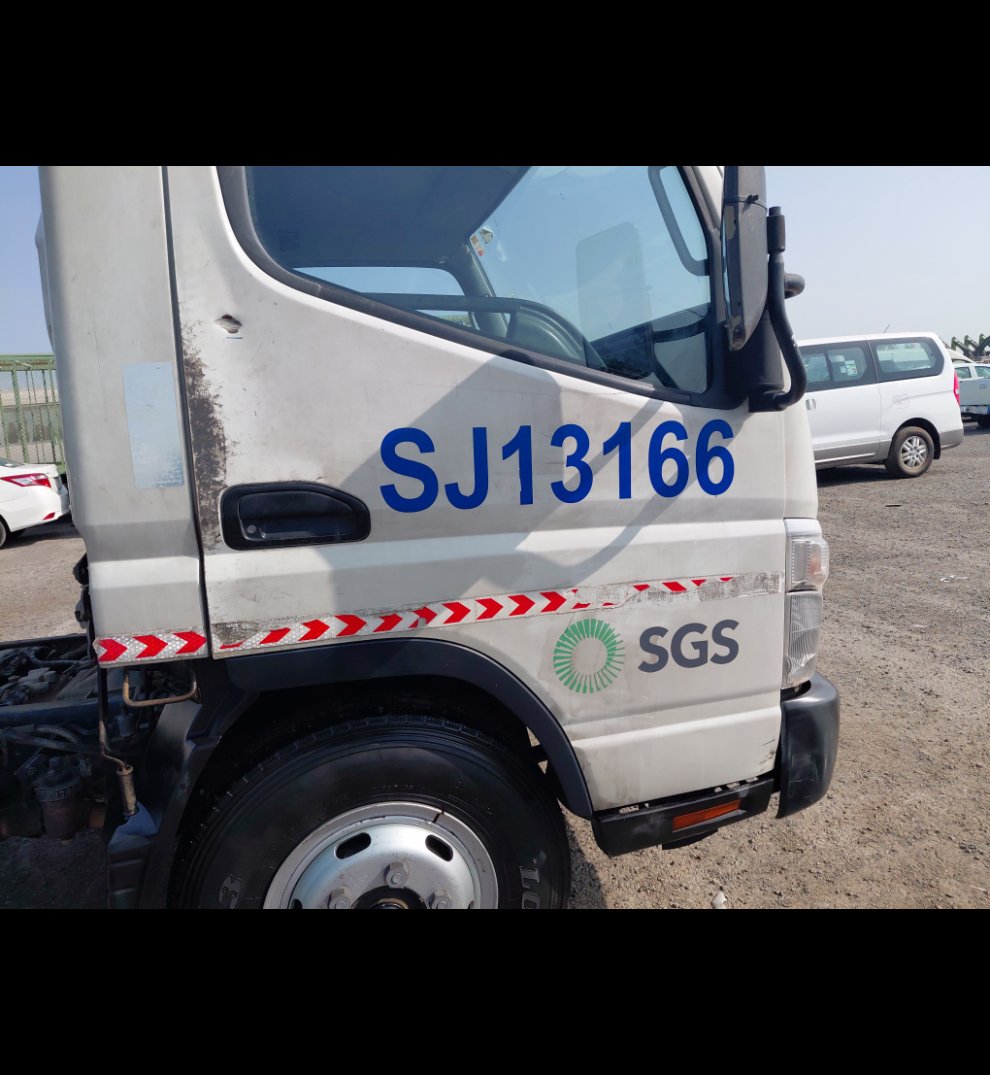 Mitsubishi Canter FUSO 2017 image