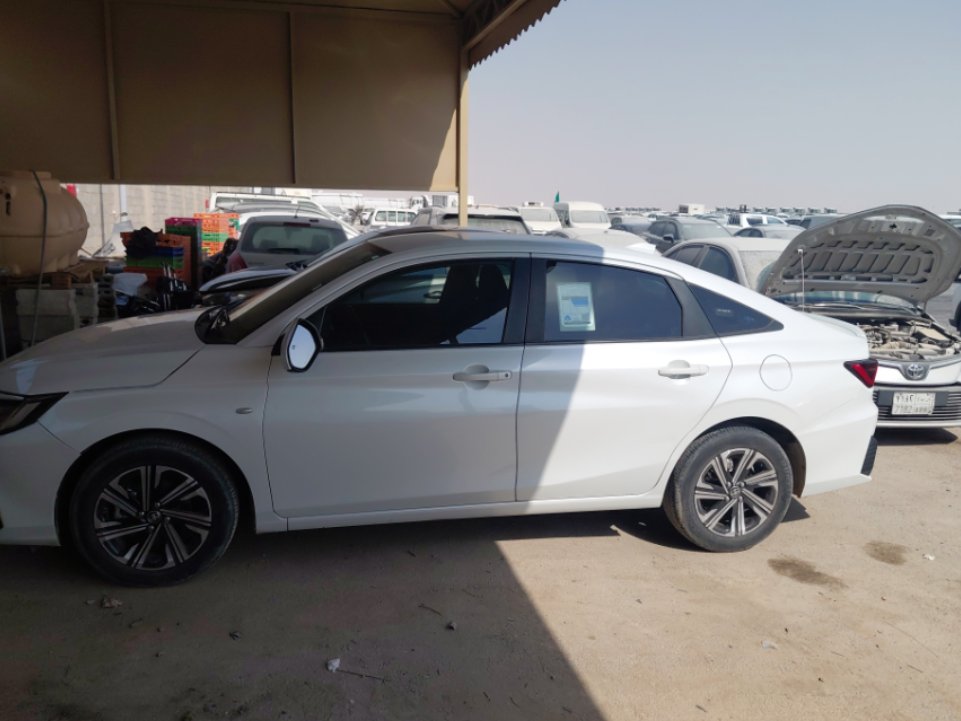 Toyota Yaris Y PLUS 2024 image