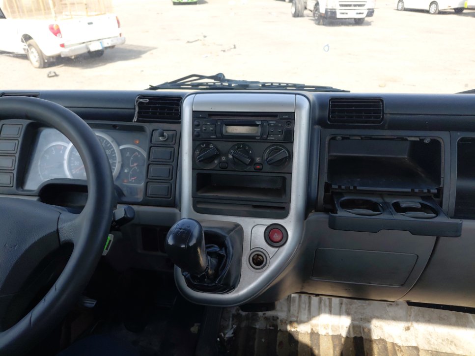 Mitsubishi Canter FUSO 2017 image