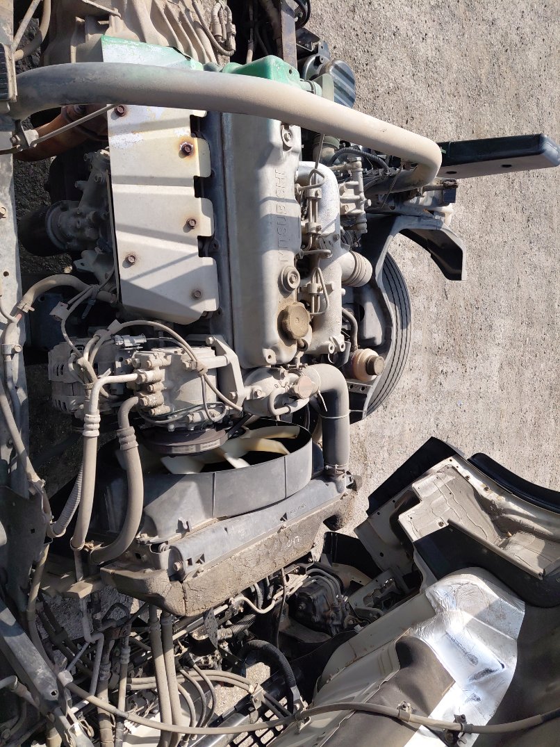 Mitsubishi Canter FUSO 2017 image