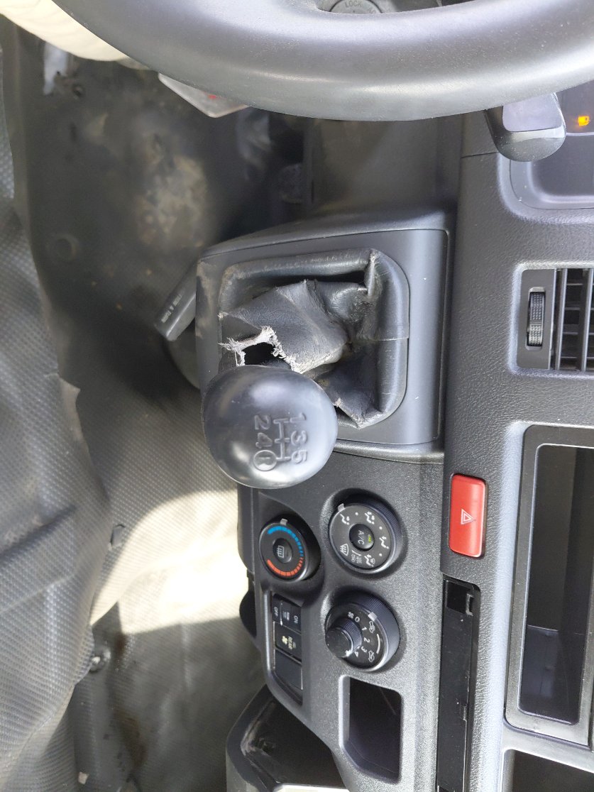 تويوتا هايس باص  2017 image