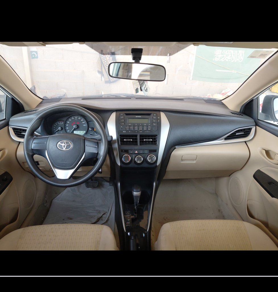 Toyota Yaris Y FLT 2020 image