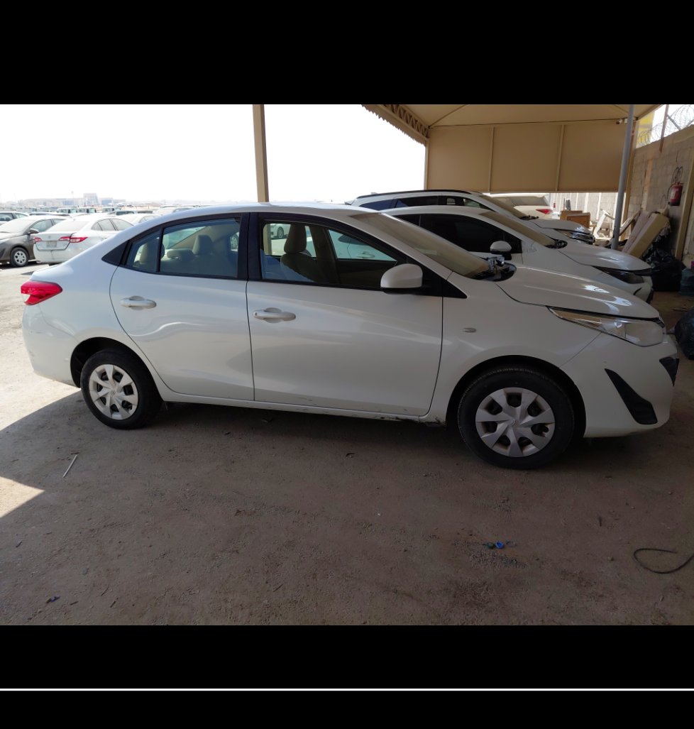 Toyota Yaris Y FLT 2020 image