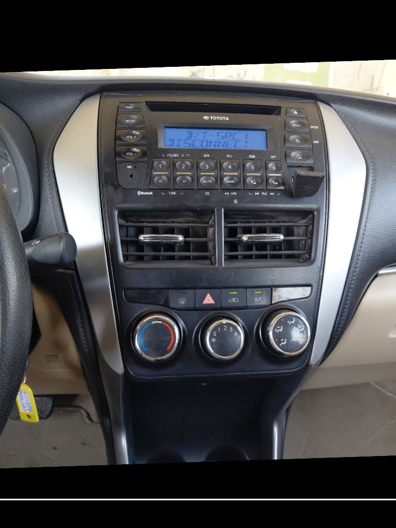 Toyota Yaris Y FLT  2020 image