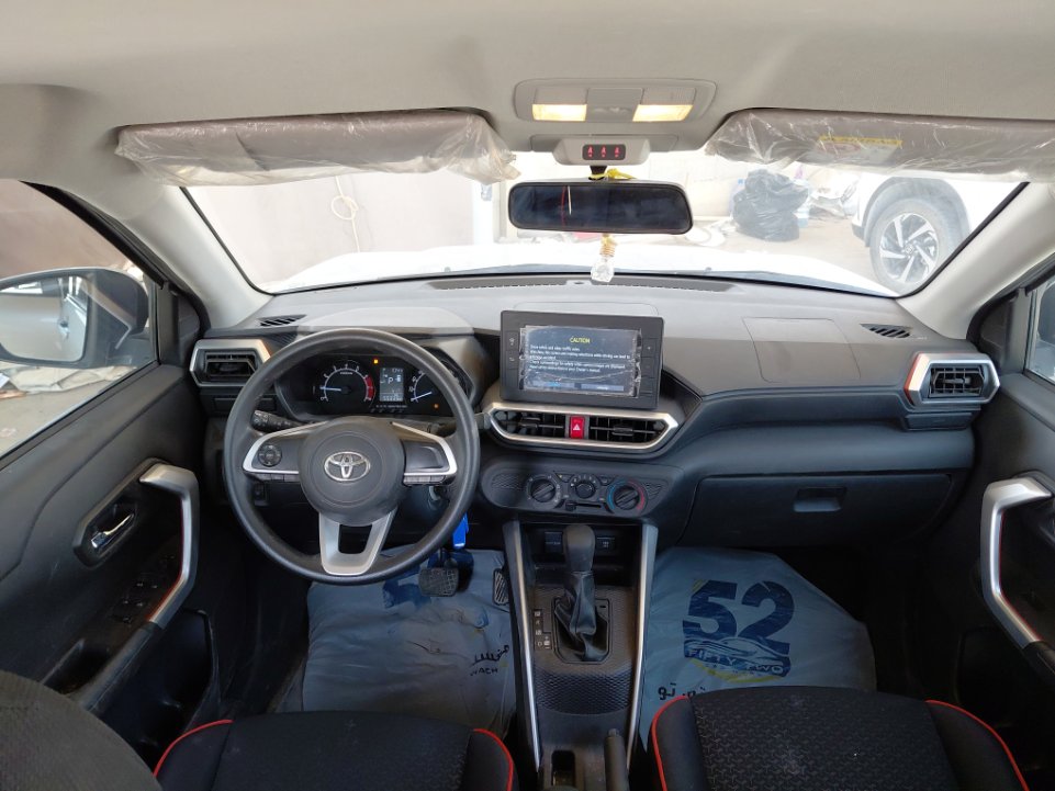 Toyota RAIZE XLE 2024 image