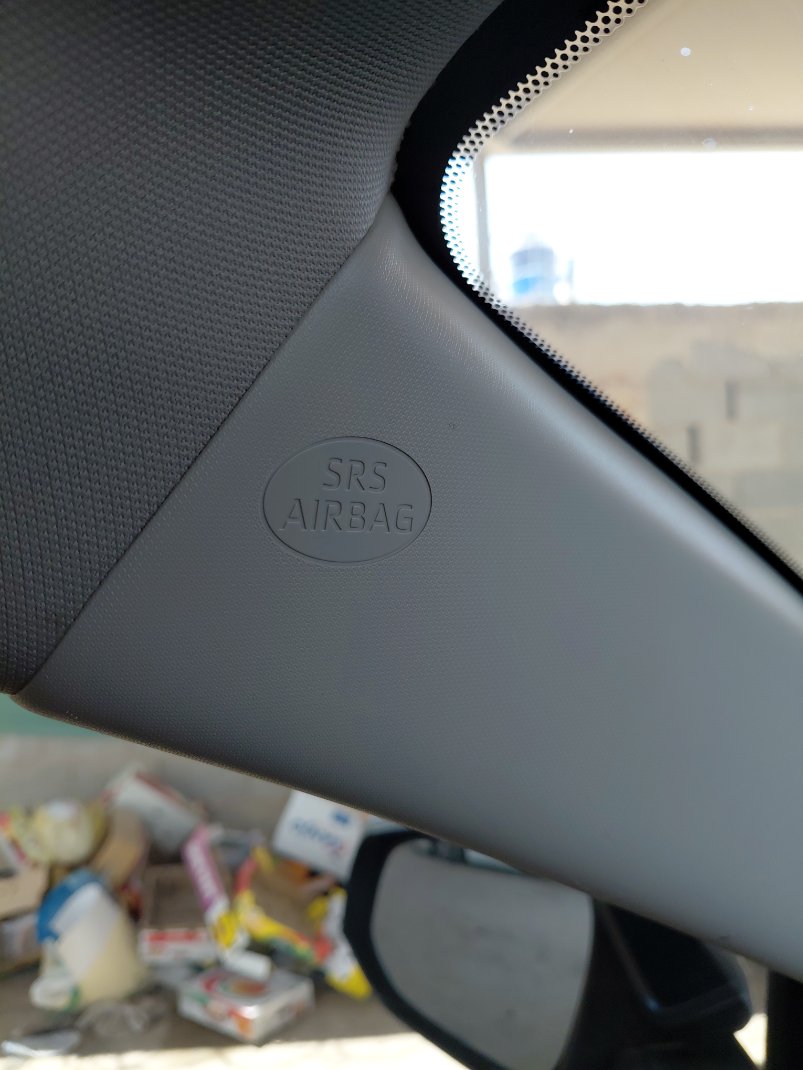 Toyota RAV4 XLE  2022 image