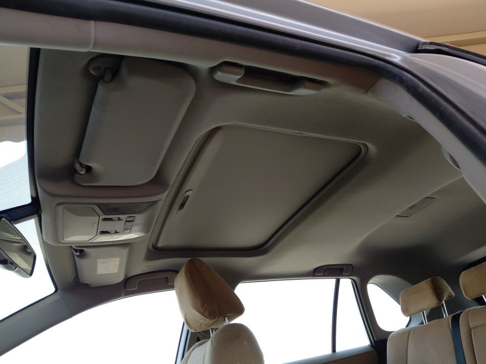 Toyota RAV4 XLE  2022 image