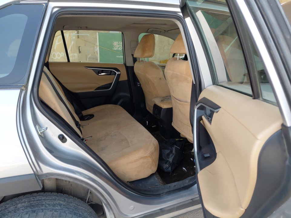 Toyota RAV4 XLE  2022 image