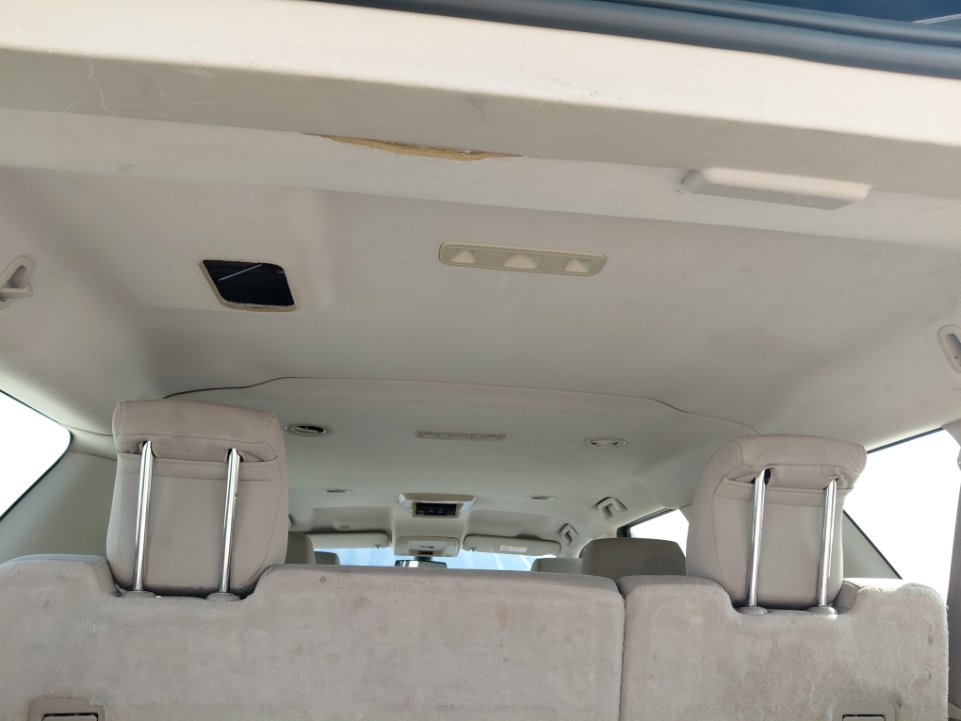 Chevrolet  Suburban STD Sports Utility 2020 image