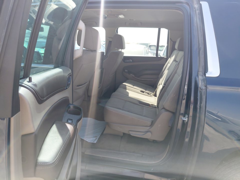 Chevrolet  Suburban STD Sports Utility 2020 image