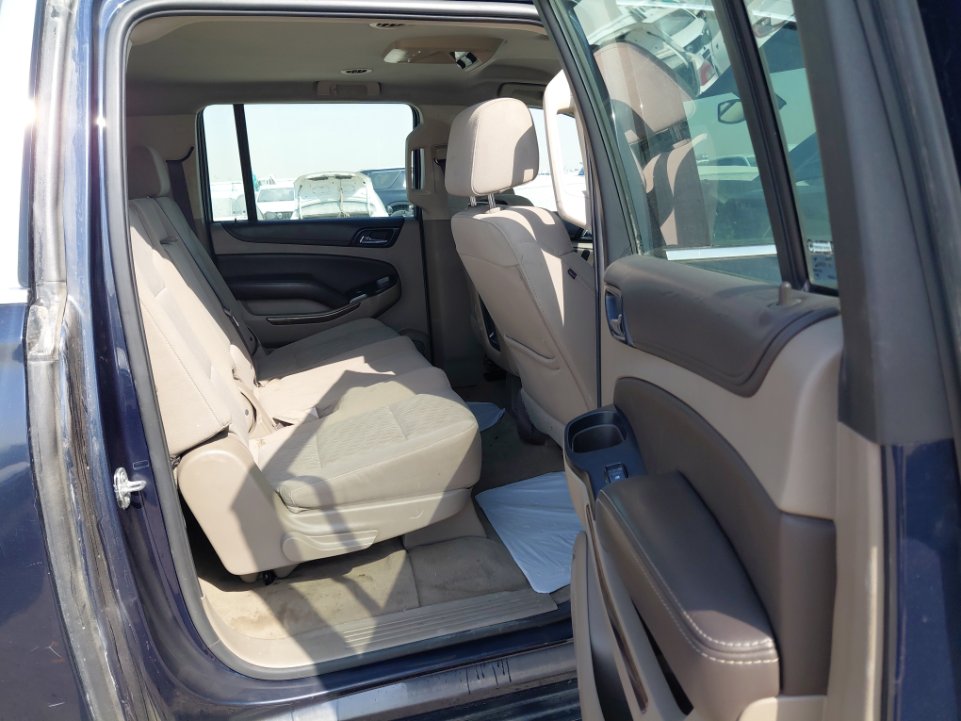 Chevrolet  Suburban STD Sports Utility 2020 image